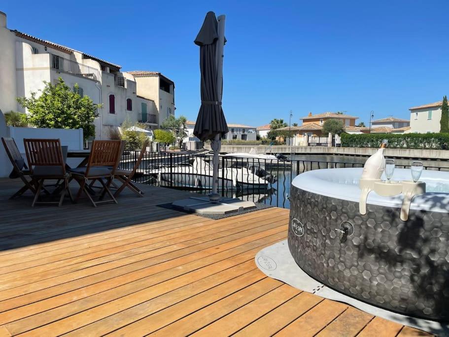 הוילה איגוס-מורטס Marina 120M²/8 Pers/ Terrasse 100M²/ Appontement מראה חיצוני תמונה